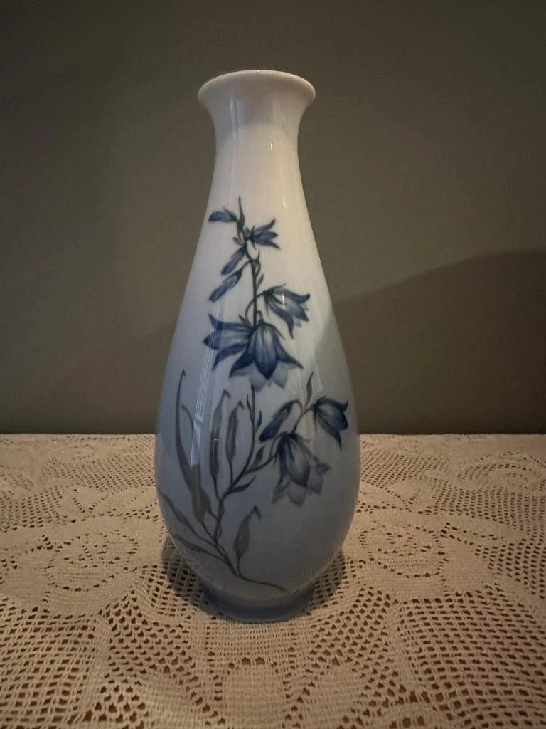 EXTRÊMEMENT UNIQUE Royal Copenhagen Catherine Zernichow Vase
