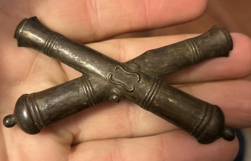 Civil War US Artillery  Hat & Forge Cap Insignia Badge