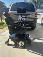 Pride Jazzy Select 6 Power Chair + Harmar AL580 Swing-Away Lift /Mobility Combo*