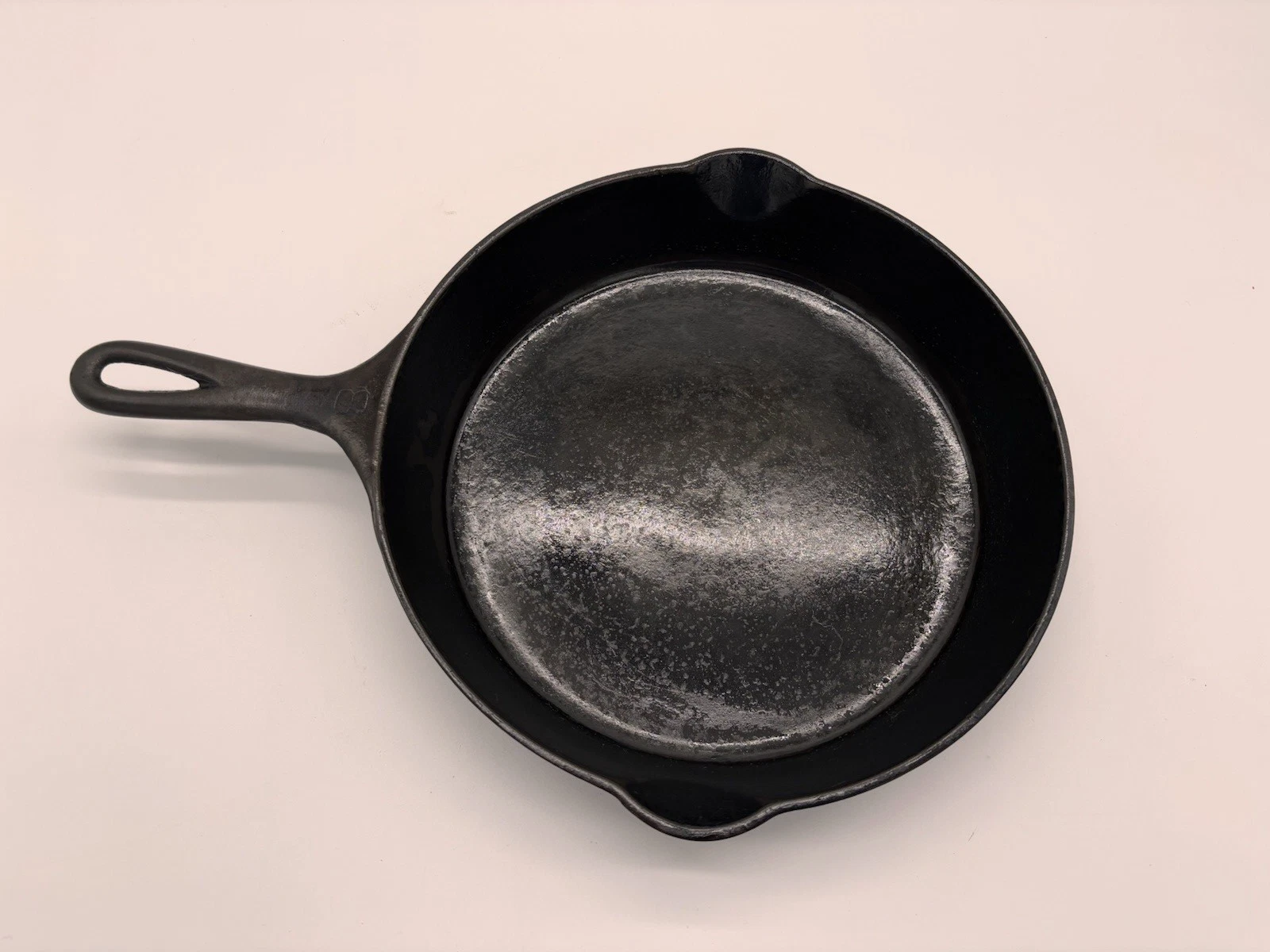 Vintage GRISWOLD Cast Iron Skillet Frying Pan # 8 Large Block Logo