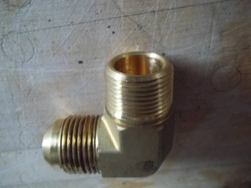 NEW PARKER 12 CTX-B 90 DEGREE BRASS ELBOW 3/4" MALE NPTF x 3/4" MALE JIC FLARE