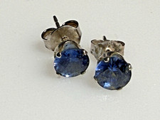 Vintage Sterling Silver 925 Earrings Jewellery Light Blue Stone Studs 0.58g