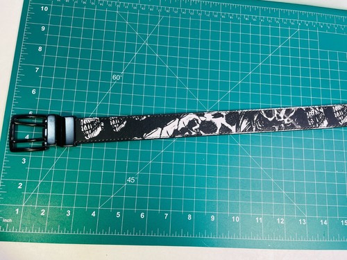 Tony Hawk Black White Skull Double Prong Belt Size 26-28 Skateboarder - Picture 6 of 11