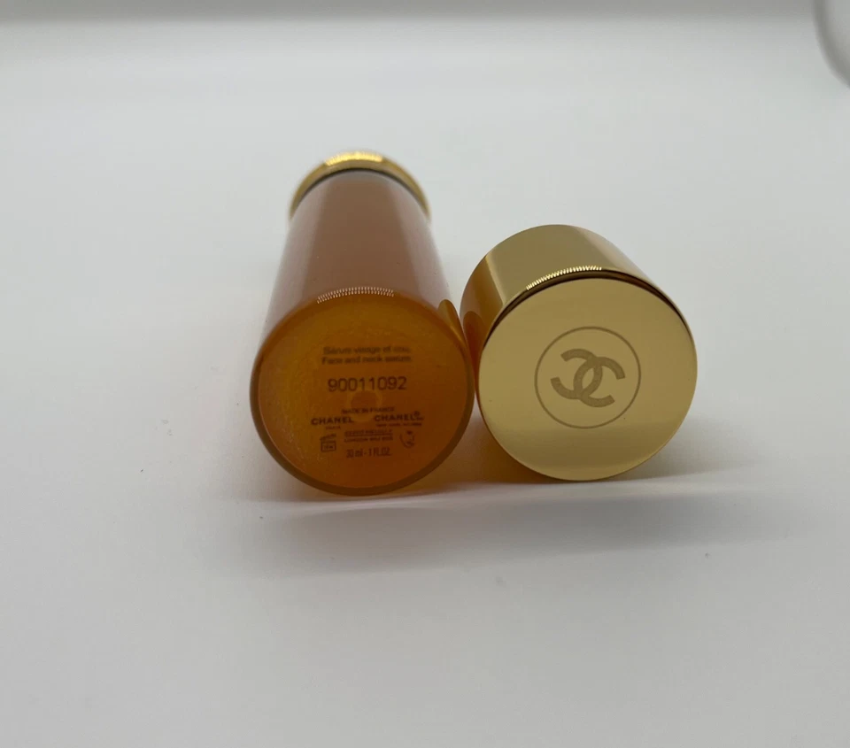 CHANEL SUBLIMAGE L’extrait De Nuit/Ultimate Repair Night Concentrate 1 FL OZ NUEVO Foto 3 de 4