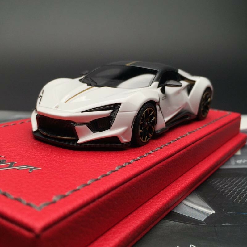 Buonarte 1 43 W Motors Fenyr Supersport 19 Collectible Car Model Baby Blue Cars Trucks Vans Diecast Toy Vehicles