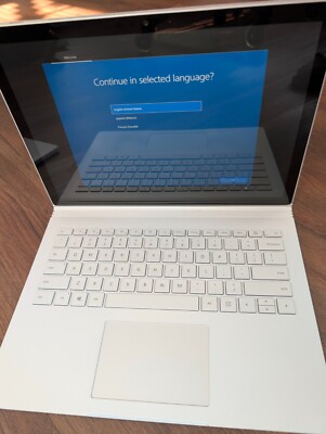 Microsoft Surface Book 2   13.5''   Various (i5 or i7)