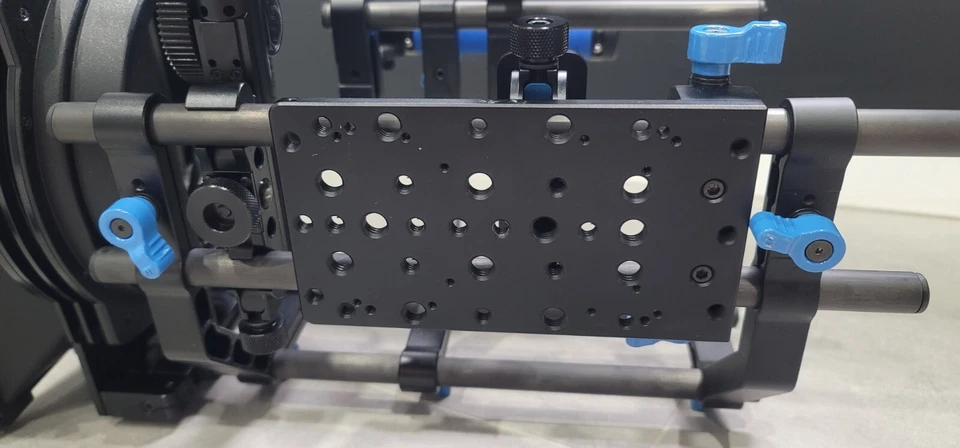 Redrock Micro Griprig Bundle with FollowFocus & MATTBox - Excellent Condition - Image 4 of 4