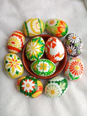 Collectible Decorative Eggs Set Of 6 Hand-Painted Wooden Eggs Easter Pysanka 
