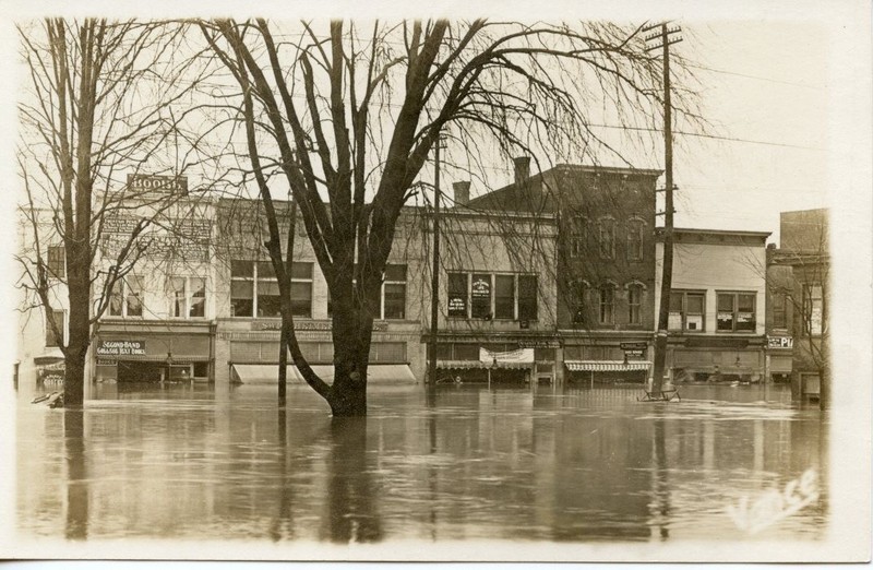 DOWNTOWN DELAWARE DURING 1913 FLOOD - DELAWARE, OHIO (Delaware County)