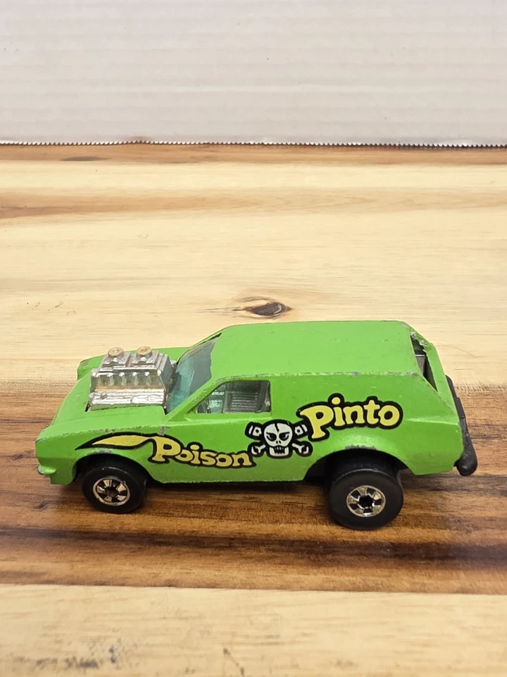 Hot Wheels Poison Pinto 1975 verde lima hecho en Hong Kong Foto 3 de 4