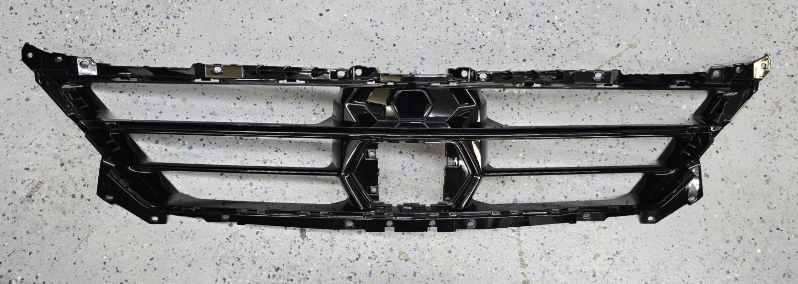Lamborghini Urus Grille Grill Center Bumper Gloss Black 4ML807639