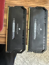 Corsair Dominator Platinum RGB DDR5 Ram 64GB 5200MHz CL40 - CMT64GX5M2B5200C40