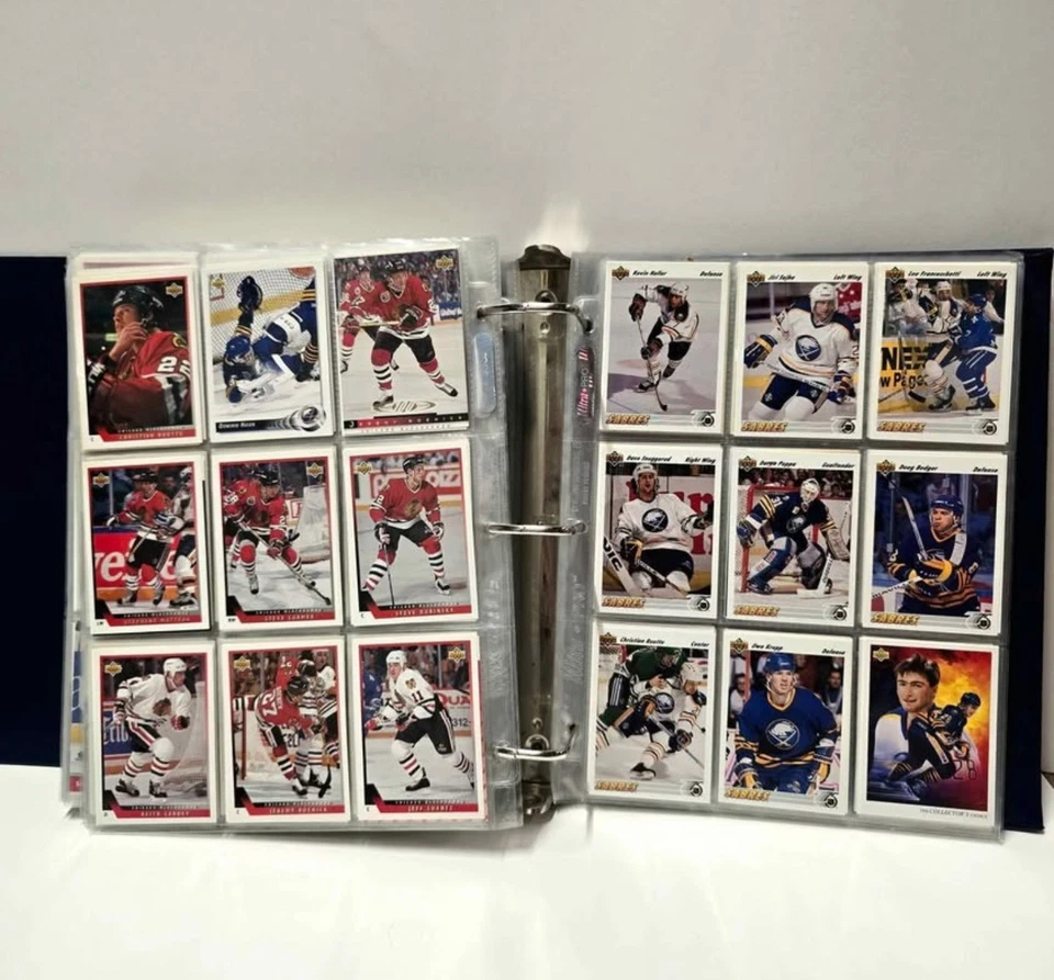 Lote de 1200 piezas paquete de tarjetas coleccionables de hockey sobre hielo de la NHL años 90 como nuevo casi nuevo juegos de insertos de carpeta Foto 3 de 4