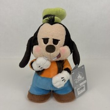 Disney Store Japan Plush Goofy Shy Blushing Magnet Hands To Face Stands