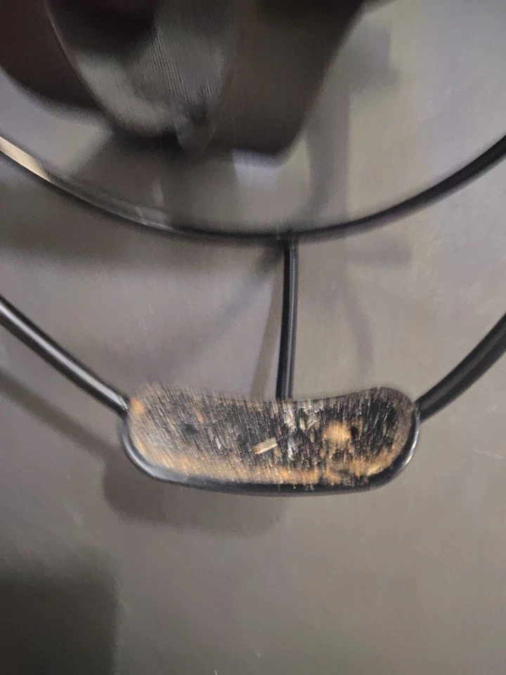 Softball Rippit Pitching Mask Missing Mouth Piece - Image 3 of 3