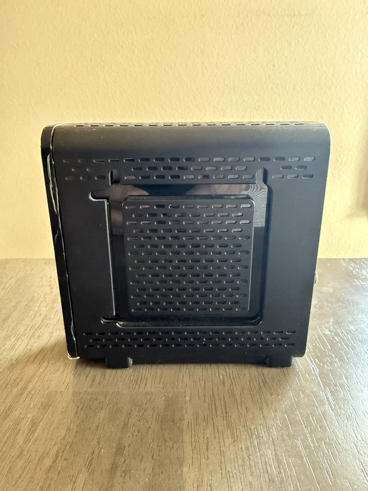 ARRIS SURFBOARD CABLE MODEM Model SB6190 (Black) - Image 4 of 4