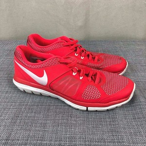 coral athletic shoes
