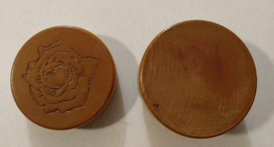 Vintage Rose Themed Wood Storage Container, 2.25"x1.5", Used. - Image 3 of 4