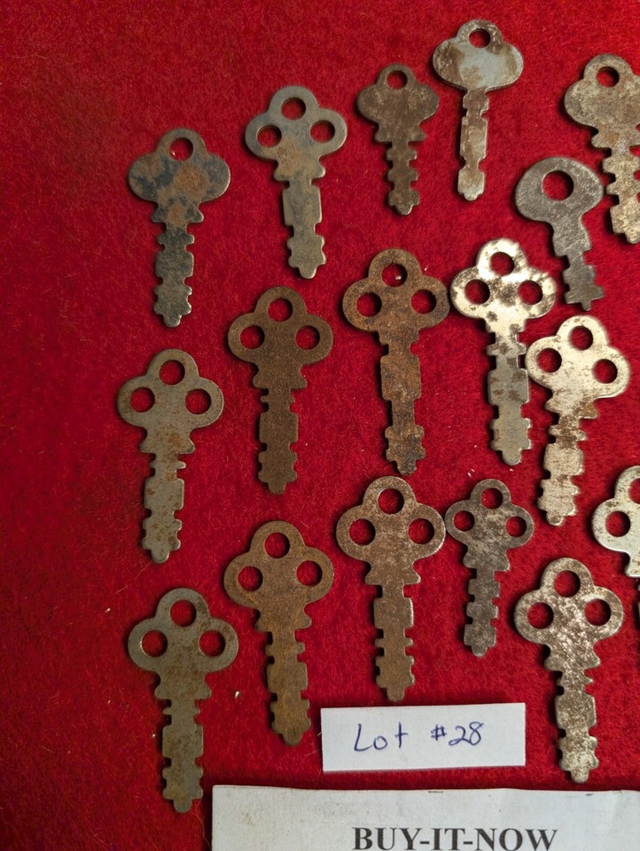 20 VINTAGE PADLOCK WARDED STEEL KEYS, ANTIQUE LOCKS & KEY LOT 28 eBay