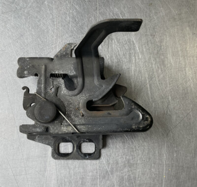  2003-2006 Chevy Avalanche / pick up hood latch Lock