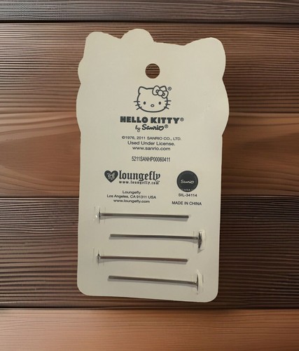 ✨Loungefly x Hello Kitty 4-Piece Bobby Pin 2” Barette, Holiday, Kawaii, Limited✨ - Picture 3 of 6