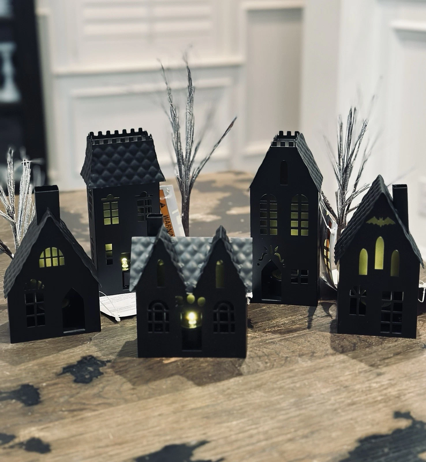 LOT OF 5 Target HYDE & EEK BOUTIQUE Halloween Village LIT HOUSE Black Metal 2025
