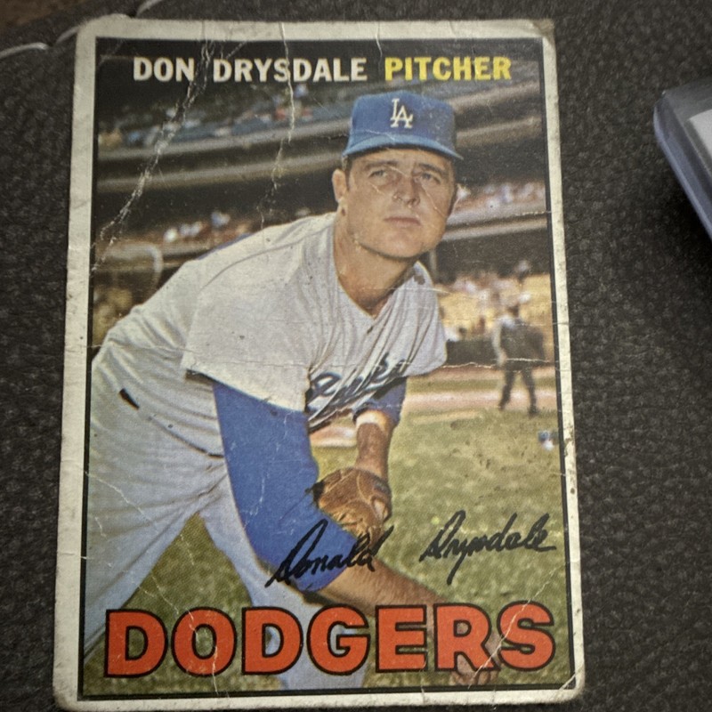 Topps 1967 Don Drysdale #55 Base Set Los Angeles Dodgers Baseball Card