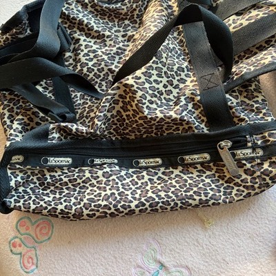 LeSportSac Vintage Leopard Print Backpack & Cosmetic storage  display picture 1