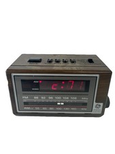 Vintage General Electric Digital AM FM Radio Alarm Clock Model 7-4601A Used Good