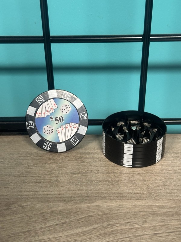 1.6" Novelty Poker Chip Herb Crusher Spice Grinder 3 Parts USA SELLER