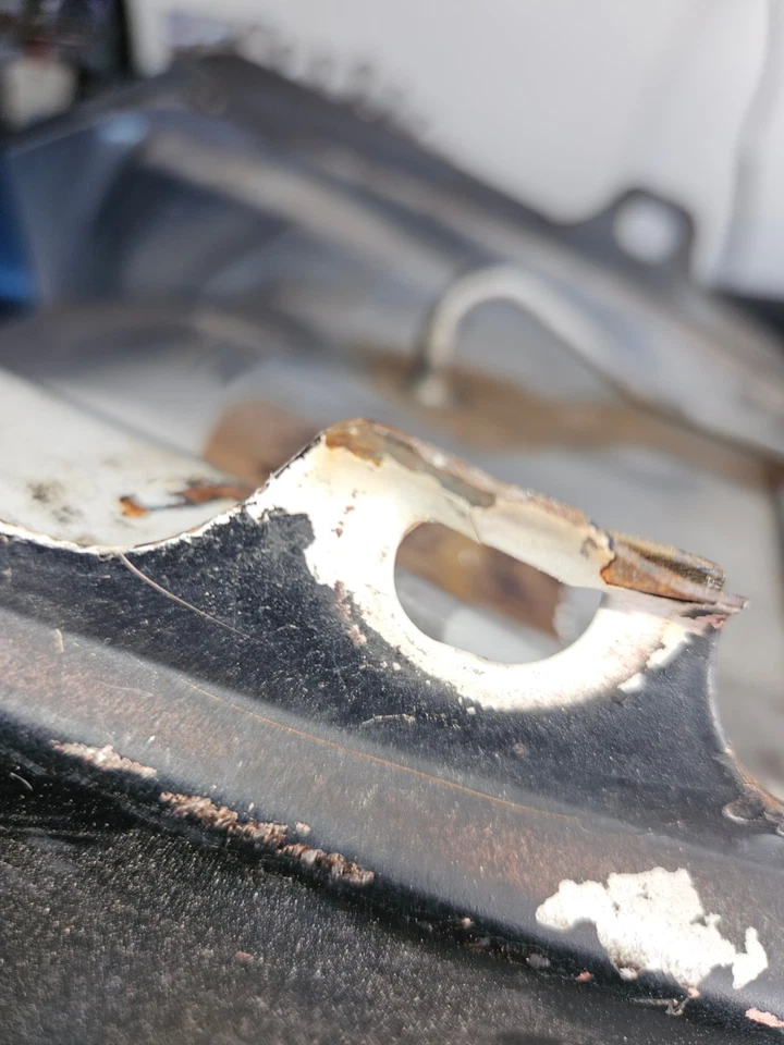 Tanque de gasolina 83-85 Honda VF750F VF700F V45 Interceptor OEM Foto 3 de 4