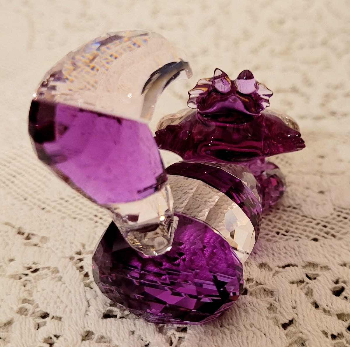 RARE Swarovski Crystal Disney Cheshire Cat Figurine 5135884 RARE Swarovski Crystal Disney Cheshire Cat Figurine 5135884
