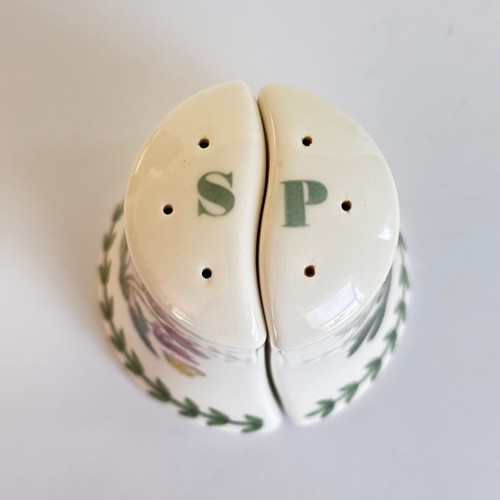 Portmeirion Botanic Garden Bell Salt & Pepper Shakers Daisy Cyclamen - Picture 7 of 10