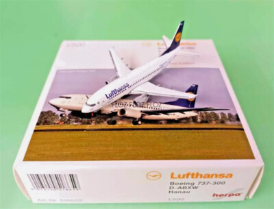 【希少】 国際航空 B737-200 Herpa 1/500 希少】 ウクライナ国際航空 B737-200 Herpa 1/500 - メルカリ