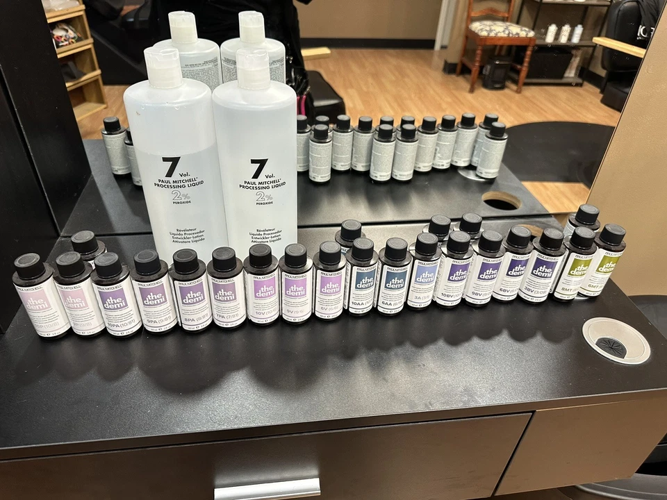 Color de cabello profesional Paul Mitchell THE DEMI 23-2 oz. Botellas y desarrollador Foto 4 de 4