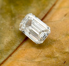 Loose Emerald Cut 2.00 CT Lab Grown CVD Diamond Natural D Color VVS1 Certified