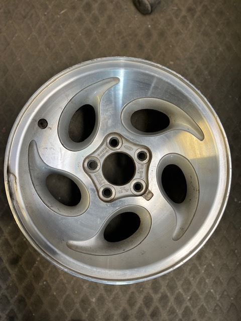 Wheel 4 Door 15x7 Aluminum 5-ovals Silver Fits 95-01 EXPLORER 557079