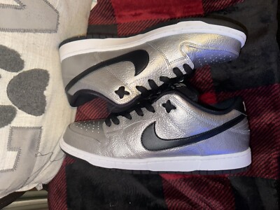 nike sb dunk low cold pizza