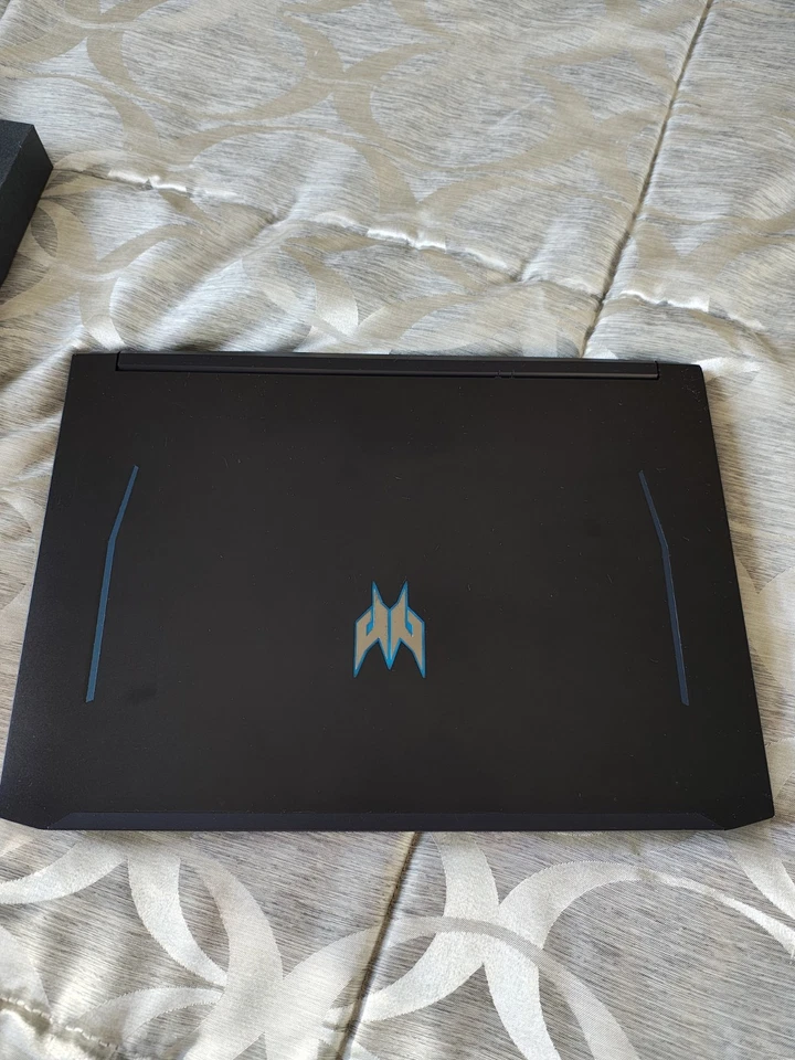 Notebook Gaming Acer Predator Helios 300  - Immagine 2 di 4