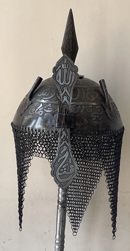 Casco de acero islámico mogol otomano indo persa tallas de Khula Khud - Imagen 4 de 5