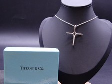 Tiffany & Co. Elsa Peretti Infinity Cross Pendant Necklace Sterling Silver N670