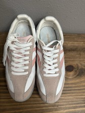 Women's size 9 Tretorn Rawlins Pink, Mauve and White Sneakers EUC fall Neutral