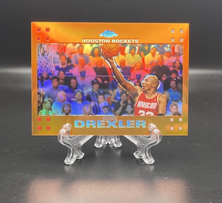 2007 TOPPS CHROME BASKETBALL ORANGE REFRACTOR CLYDE DREXLER /199 ROCKETS NO. 85