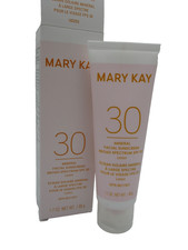 MARY KAY MINERAL FACIAL SUNSCREEN BROAD SPECTRUM SPF 30/MOISTURIZER EXP 5/2026