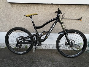 nukeproof scalp downhill bike