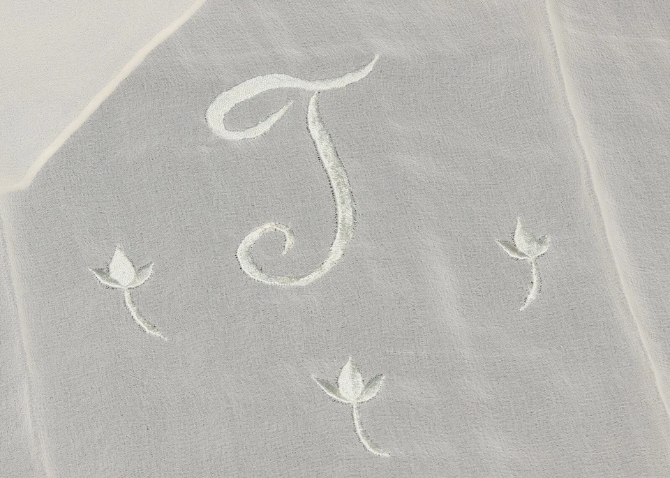 Bufanda de crepé Georgette vintage nueva años 60 41 X 17 Japón dobladillo enrollado a mano Foto 2 de 3