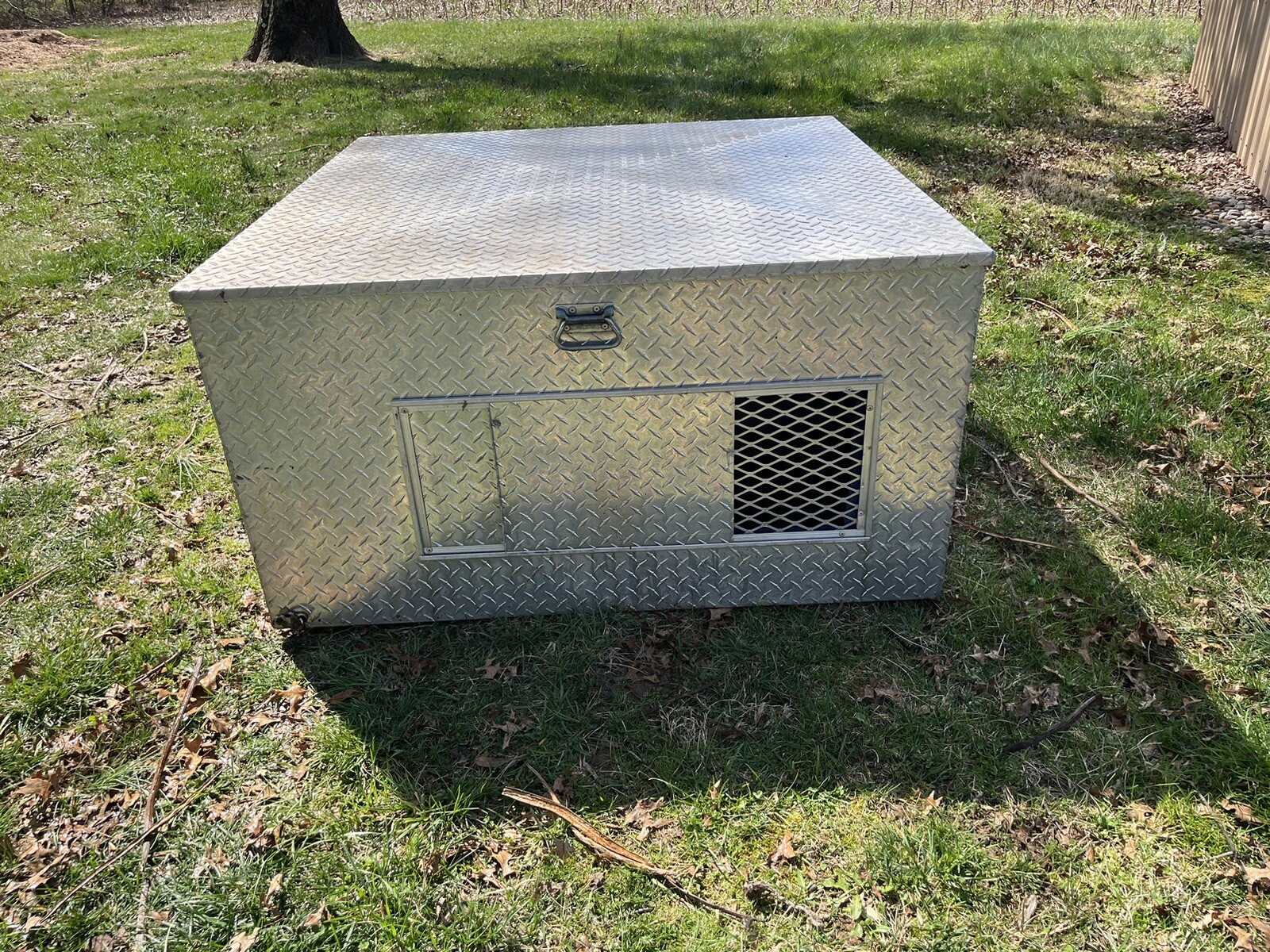 Diamond Deluxe hunting dog box for truck eBay