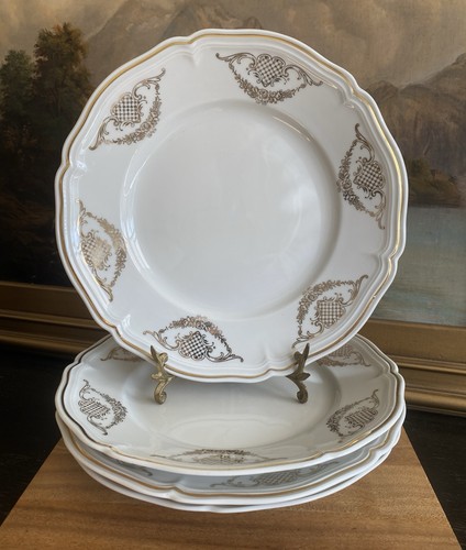 RICHARD GINORI Gold Scroll Luncheon/Dinner PLATES Vintage Italy