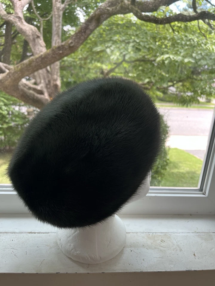 Russia Real For Mink Beret With Adjusted Circumference - Image 2 of 4