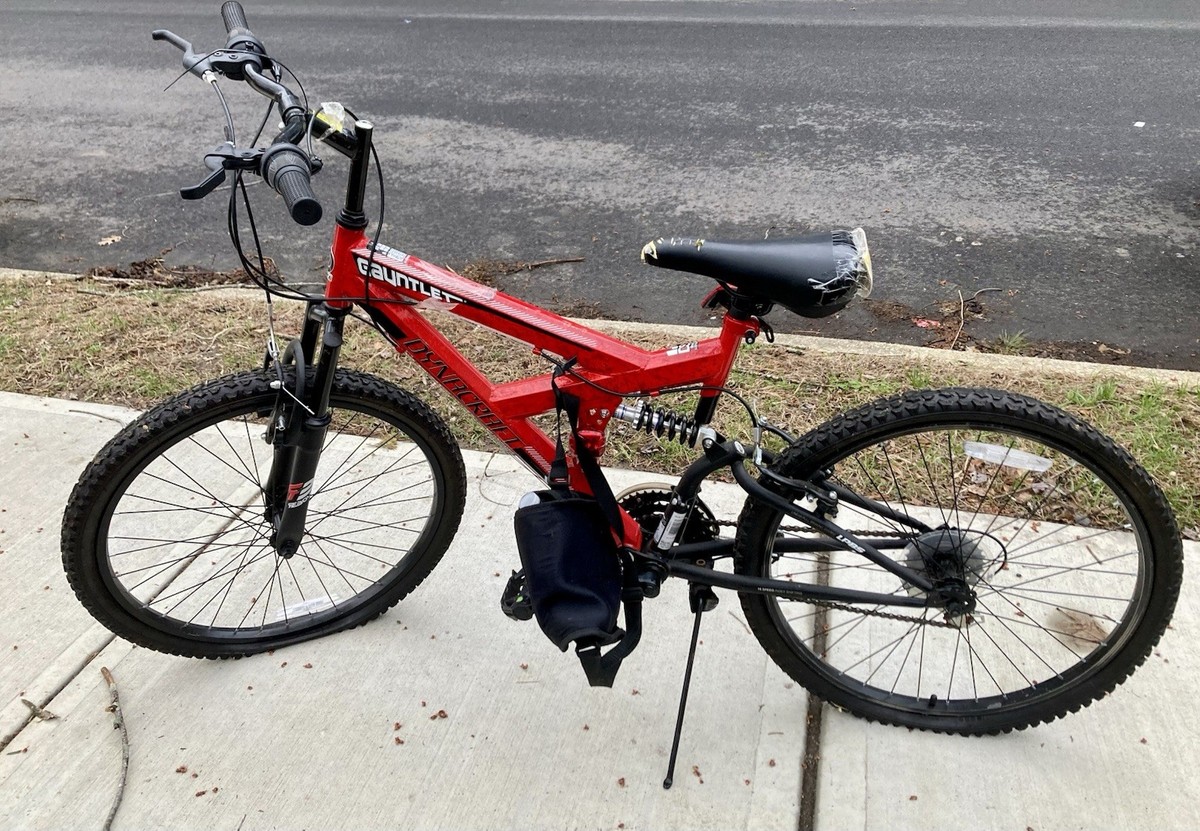 Dynacraft Gauntlet 24in Red Mountain Bike 18 Speed Full Suspension
